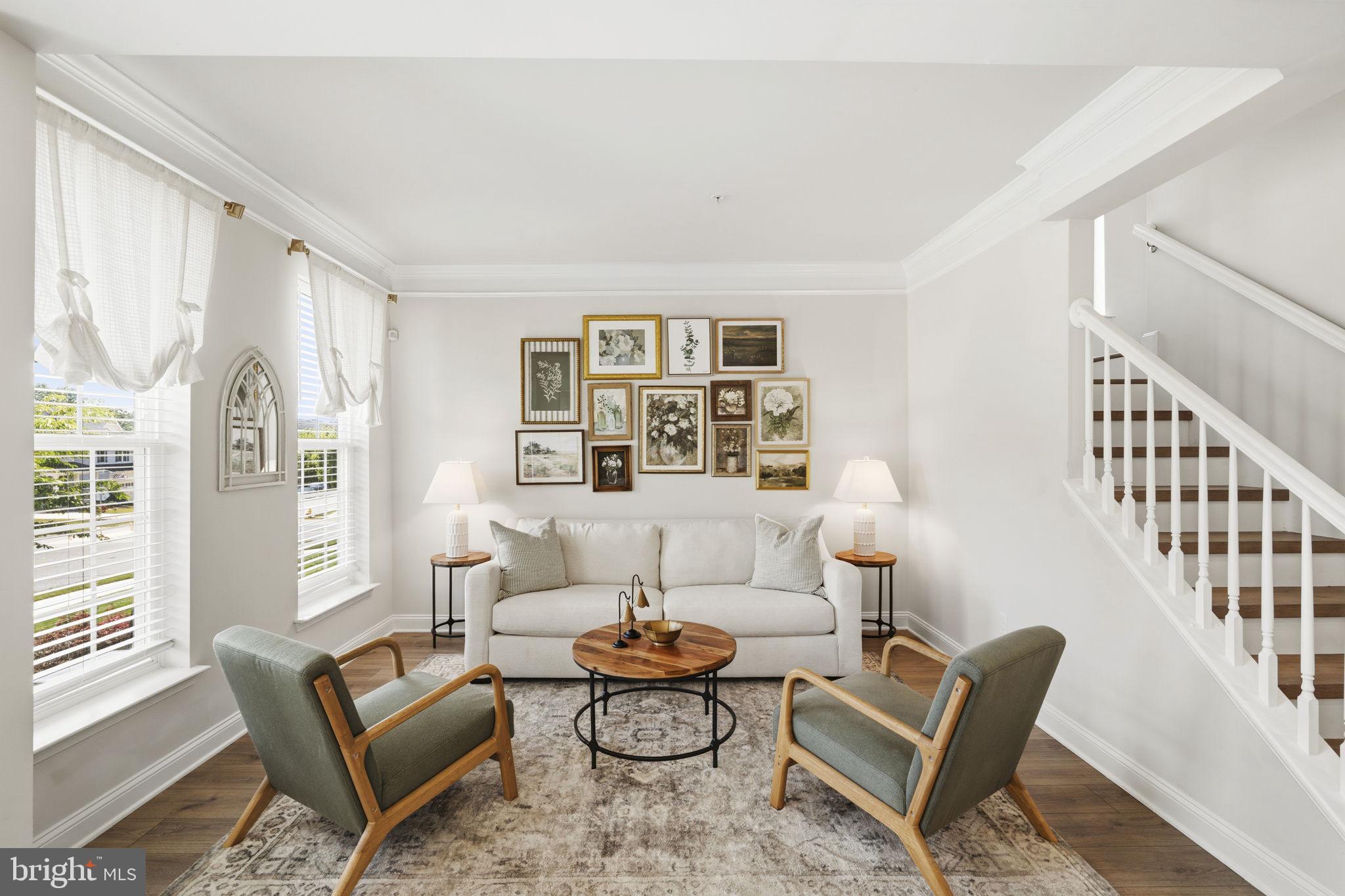 SOMERSET HILL - Residential