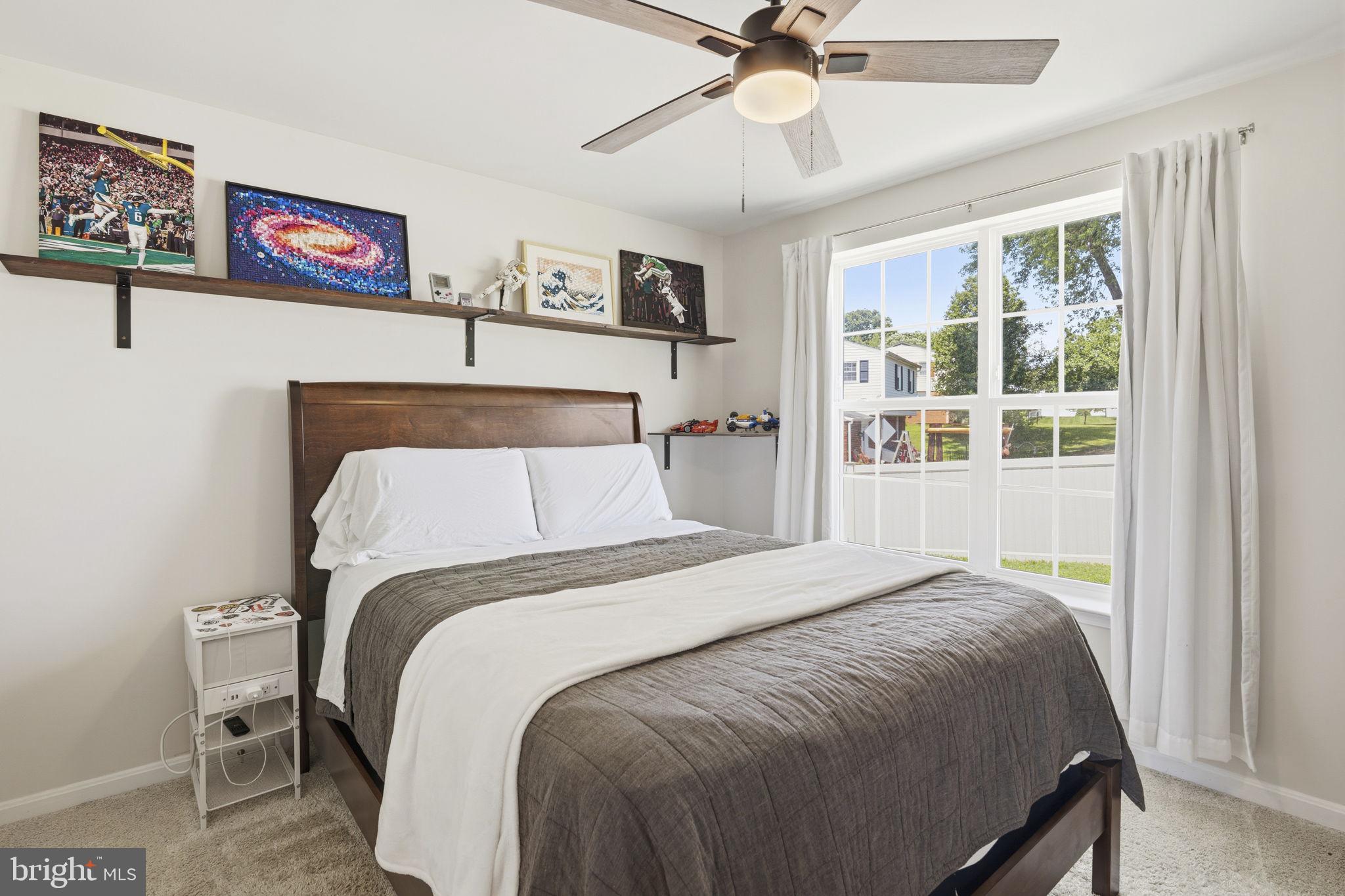 SOMERSET HILL - Residential