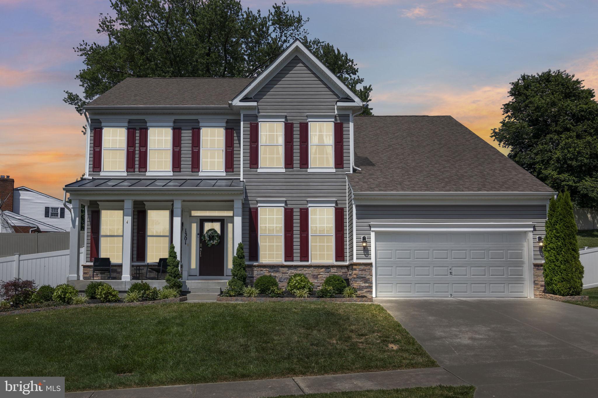 SOMERSET HILL - Residential