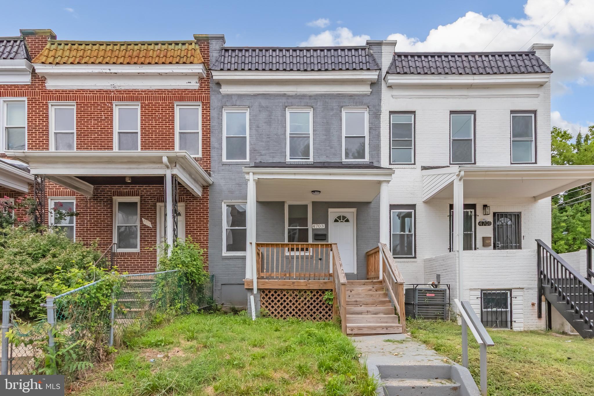 Incredible opportunity for investors, renovators, or savvy buyers looking to build instant equity! This home offers great potential and just needs some renovations and cosmetic updates to truly shine. With solid bones and endless possibilities, it's the perfect chance to customize to your taste or add to your investment portfolio. Don't miss this value-packed opportunity!