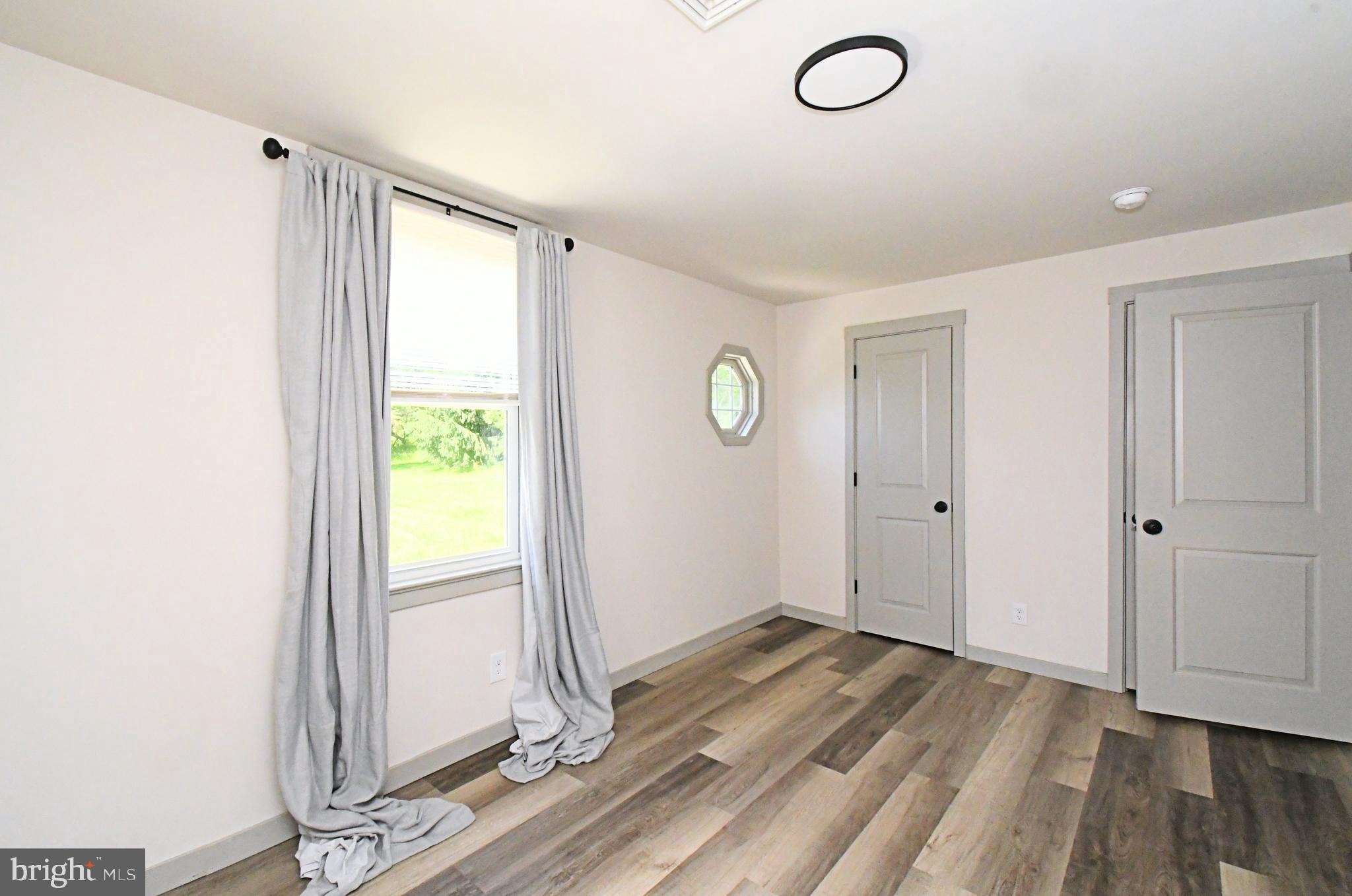 NON AVAILABLE - Residential