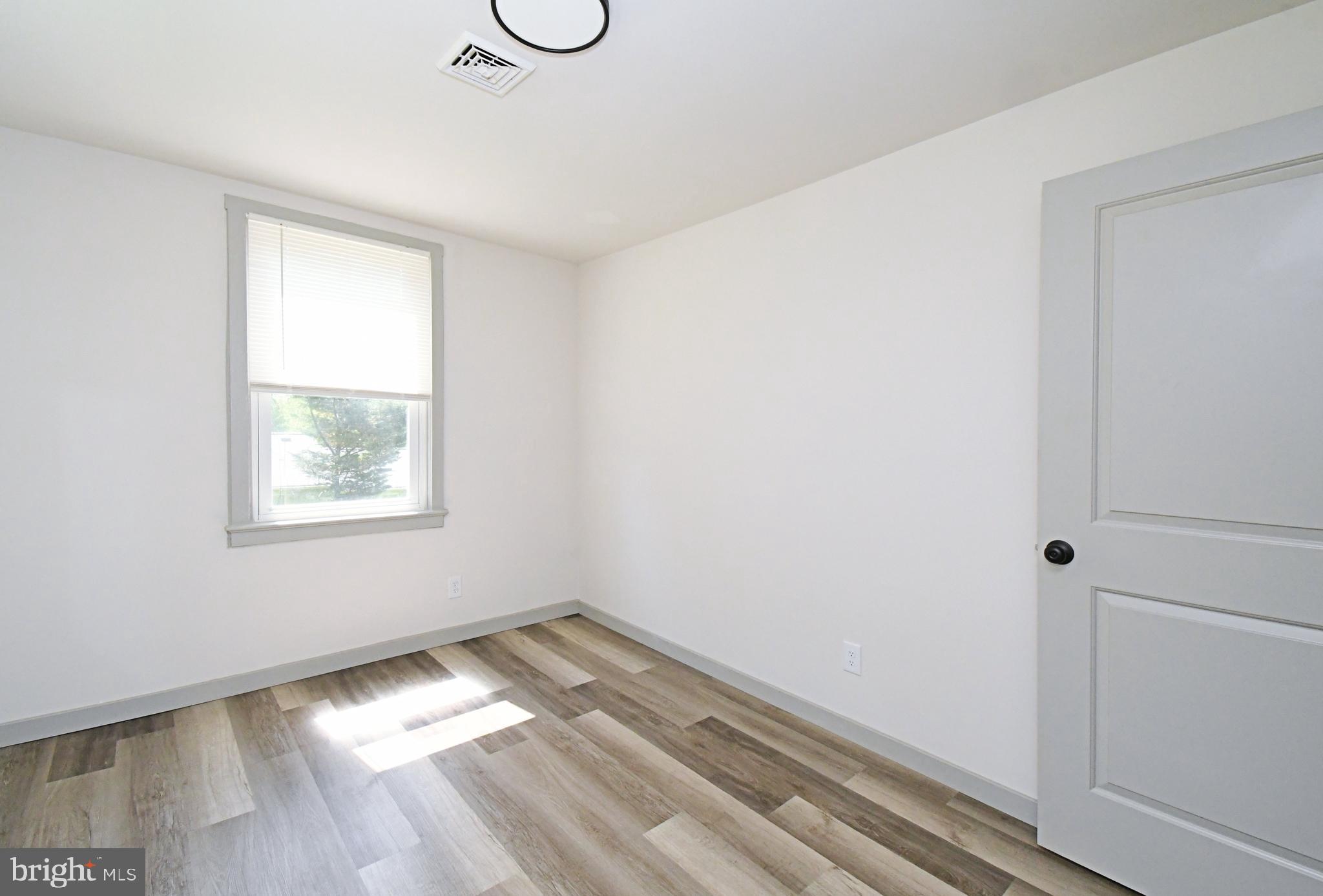 NON AVAILABLE - Residential