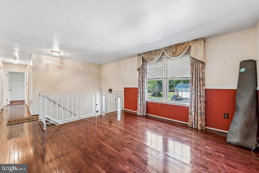 MARY-CATHERINE ESTATES - Residential
