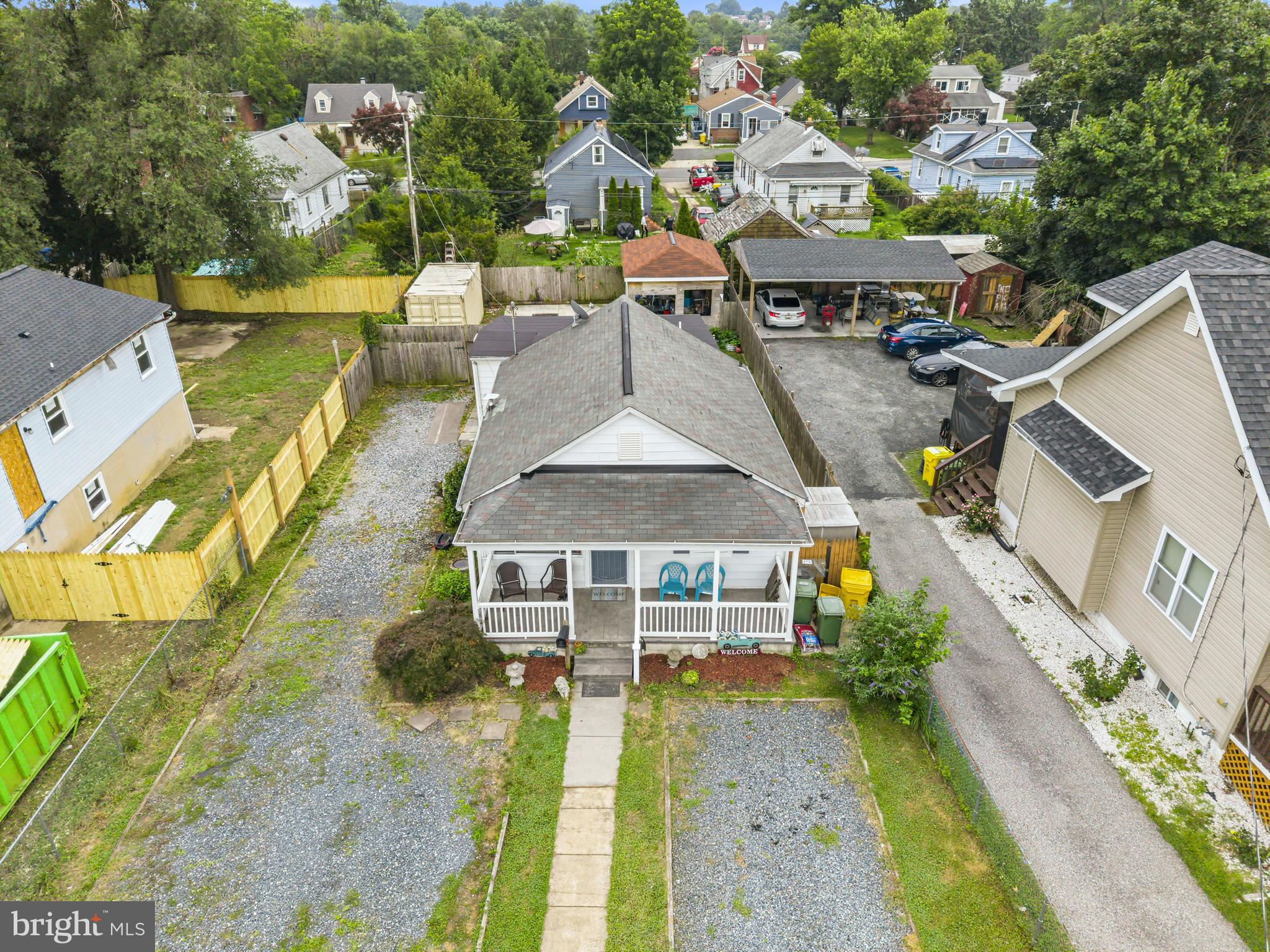 HILLCREST - Residential