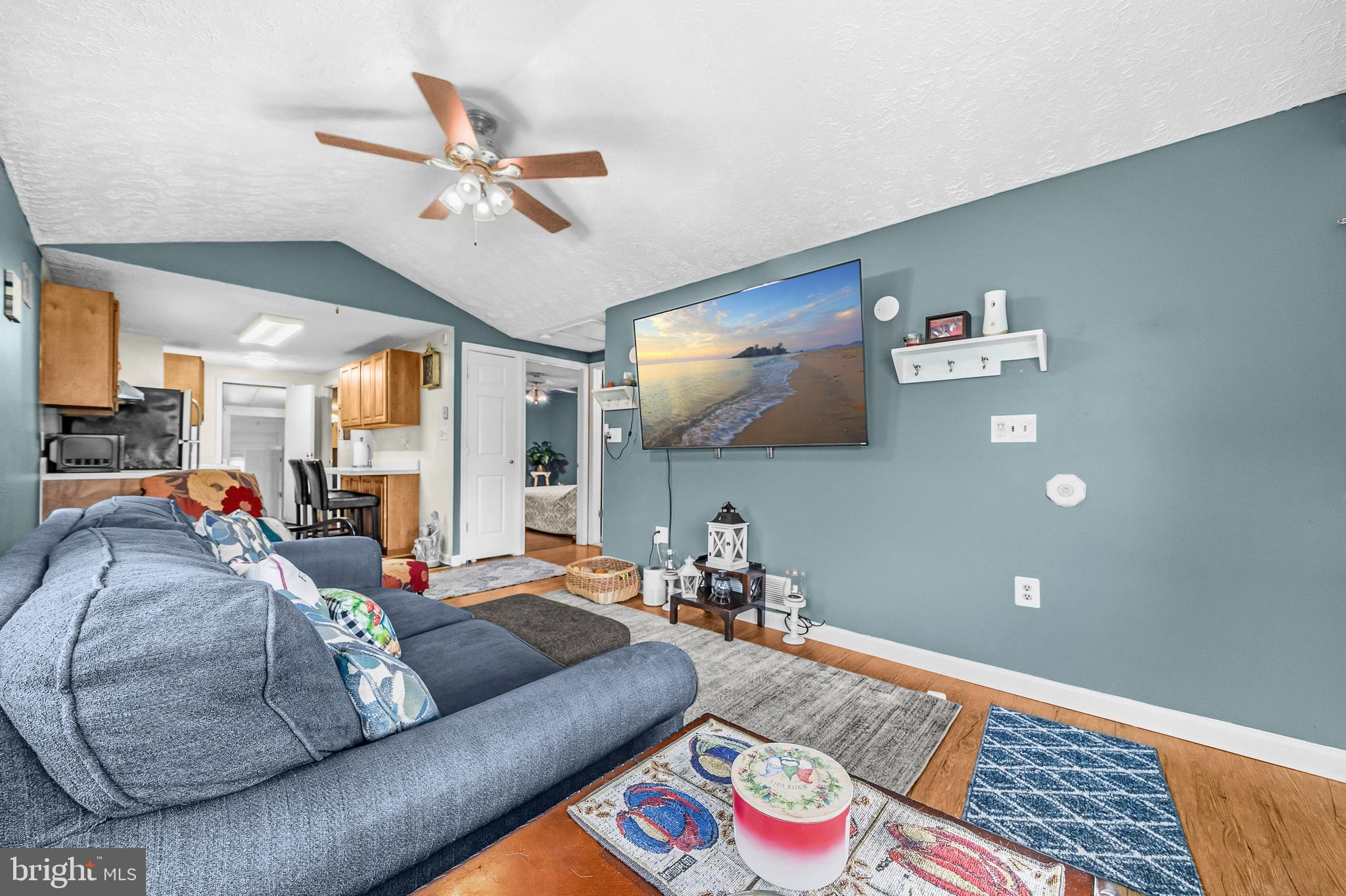 HILLCREST - Residential
