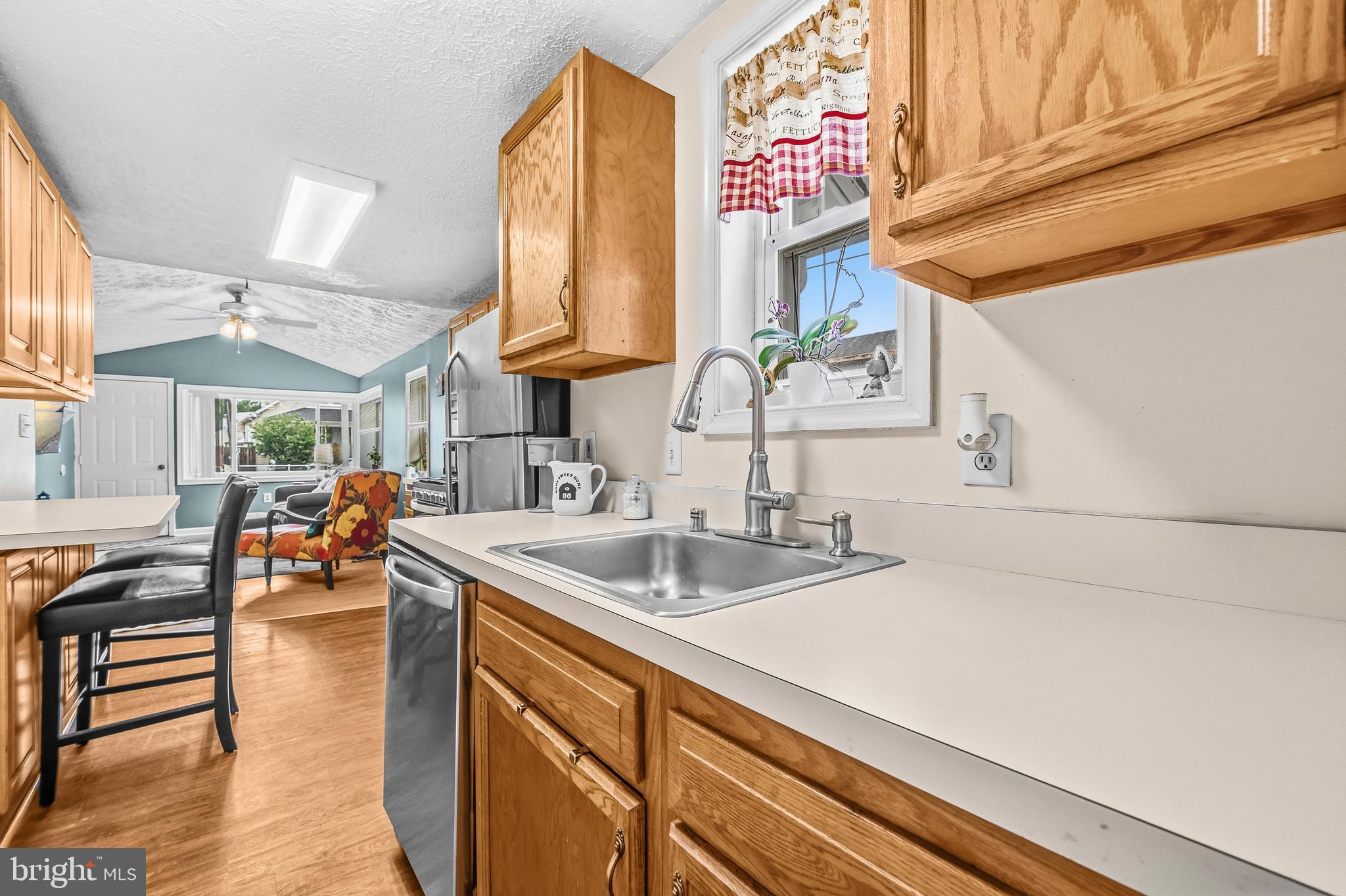 HILLCREST - Residential