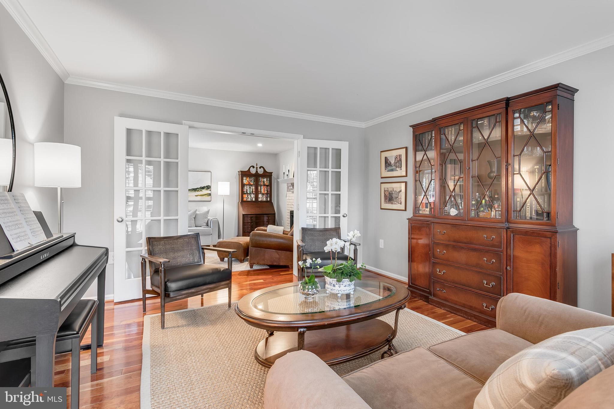 WOODLEA MANOR - Residential