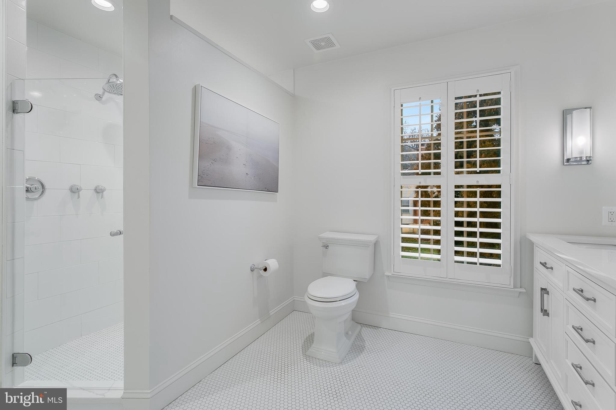 WOODLEA MANOR - Residential