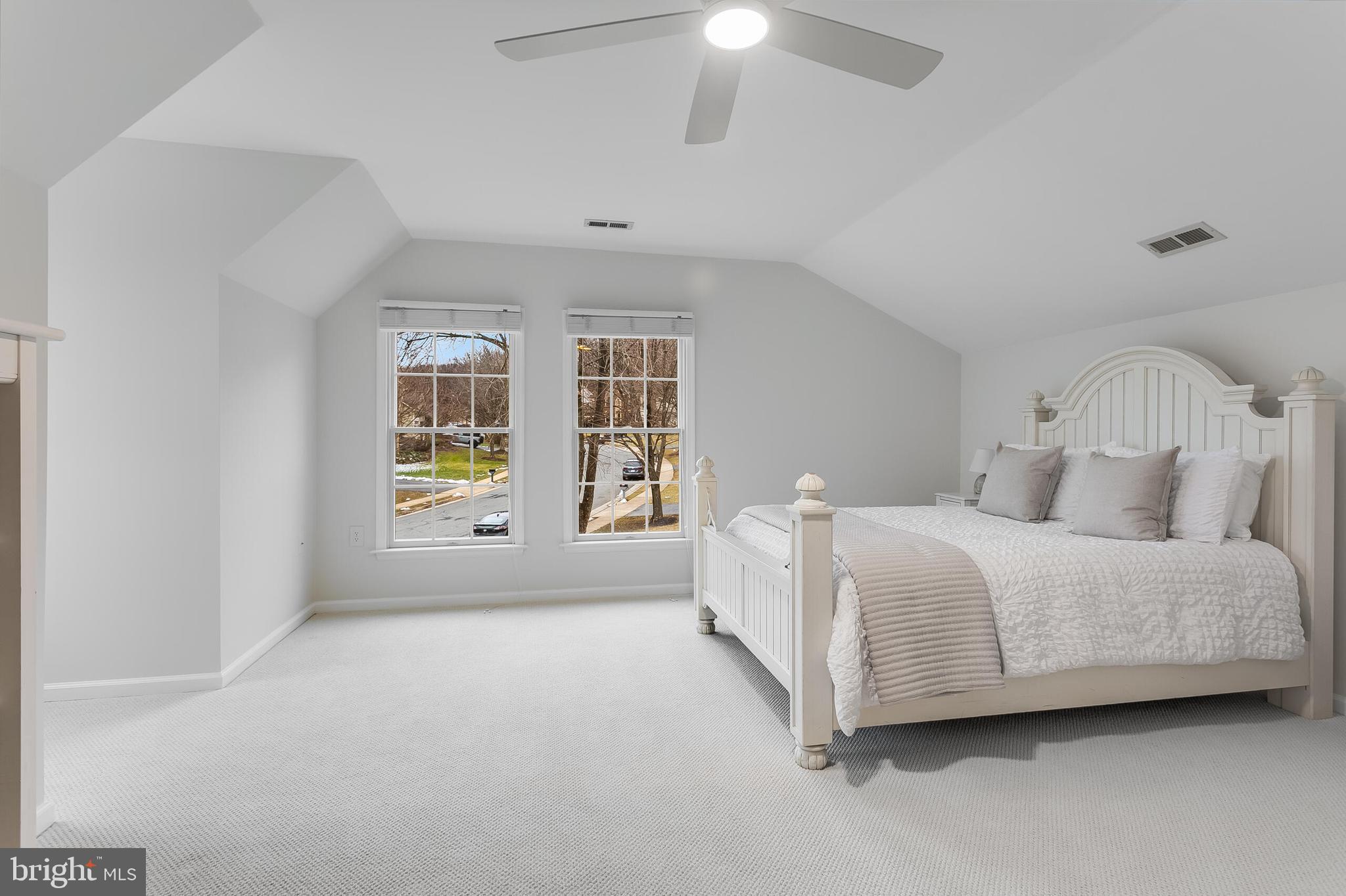 WOODLEA MANOR - Residential