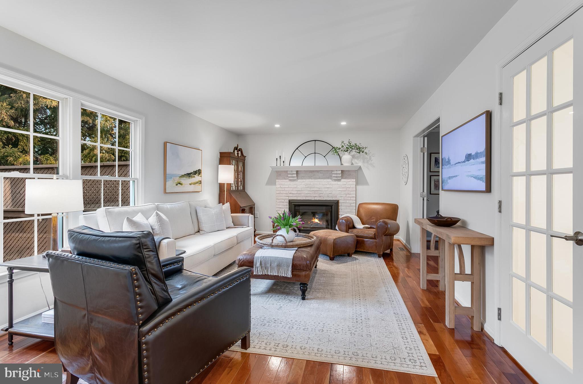 WOODLEA MANOR - Residential