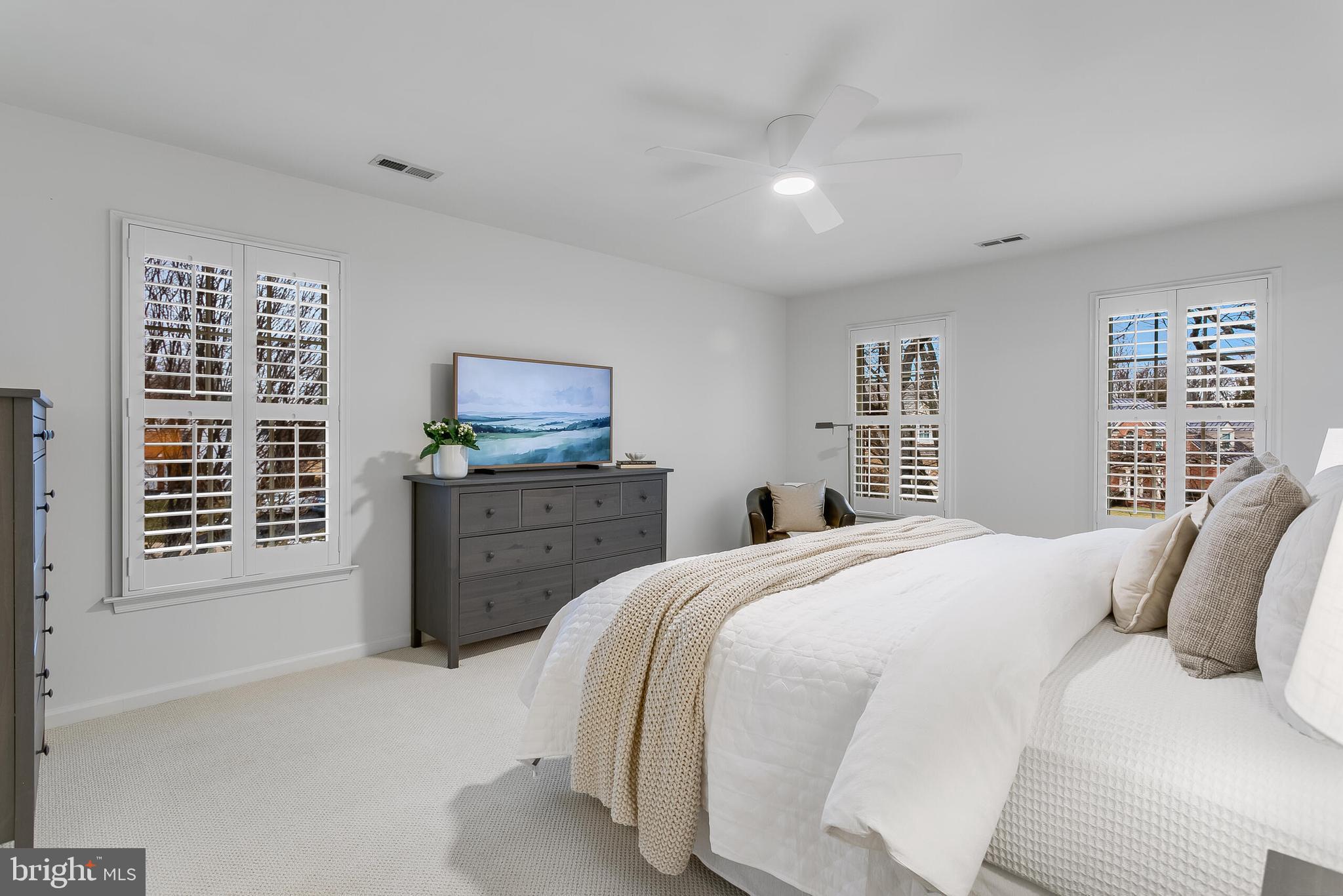 WOODLEA MANOR - Residential