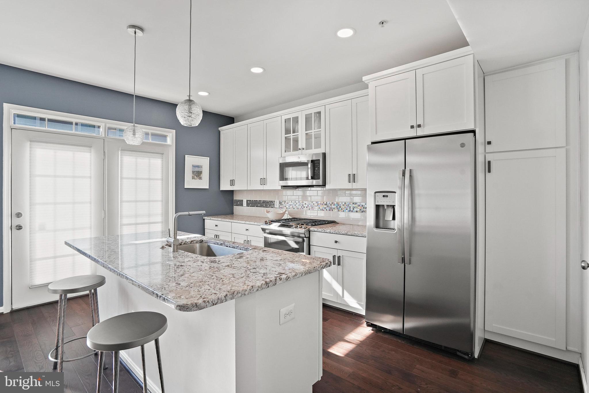 THE CRESCENT AT CHERRY LANE - Residential