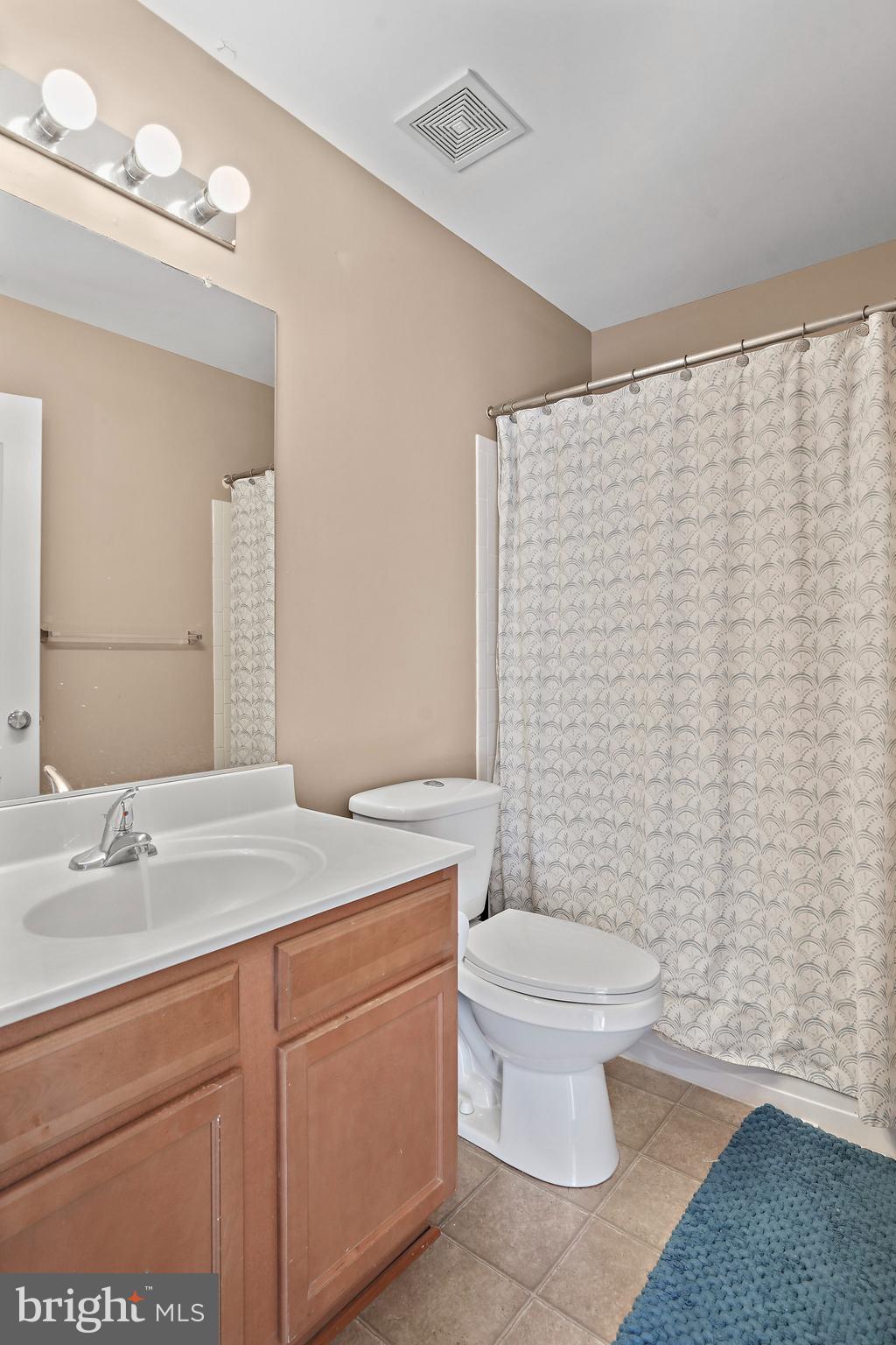 THE CRESCENT AT CHERRY LANE - Residential
