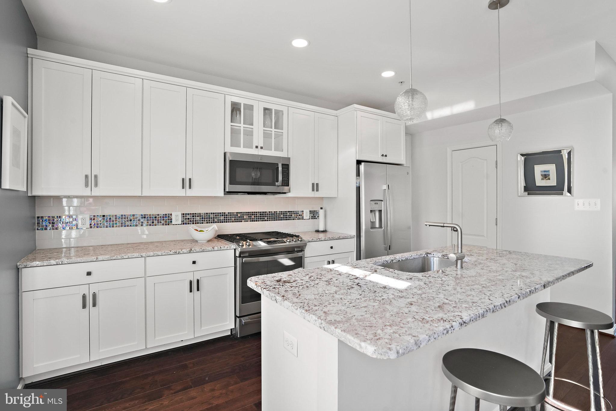 THE CRESCENT AT CHERRY LANE - Residential