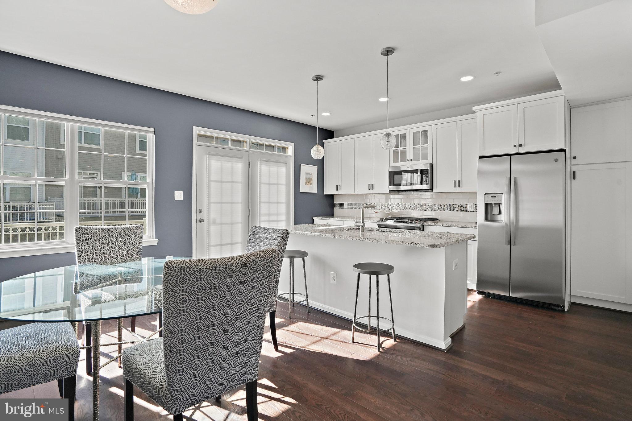 THE CRESCENT AT CHERRY LANE - Residential