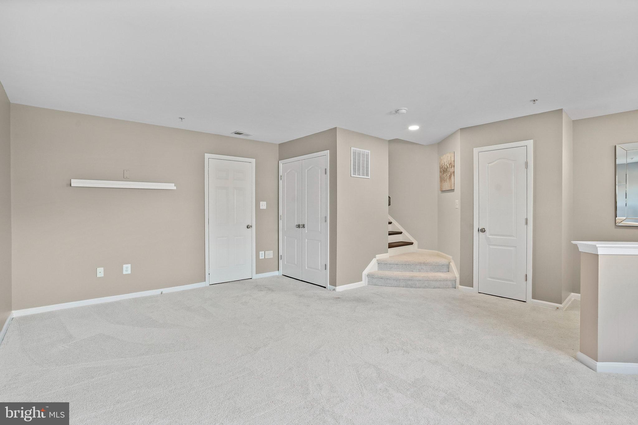 THE CRESCENT AT CHERRY LANE - Residential