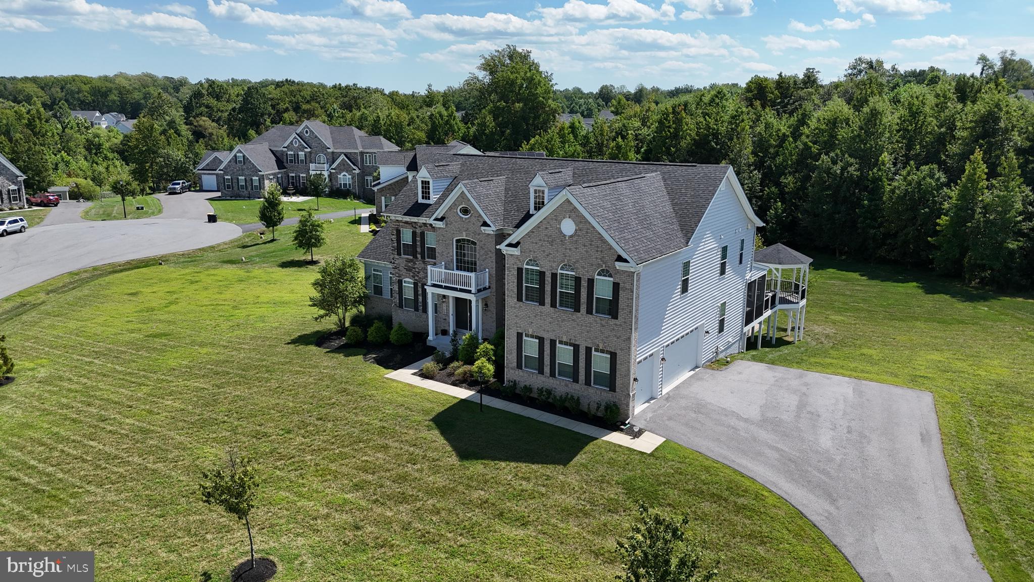 COLLINGBROOK - Residential
