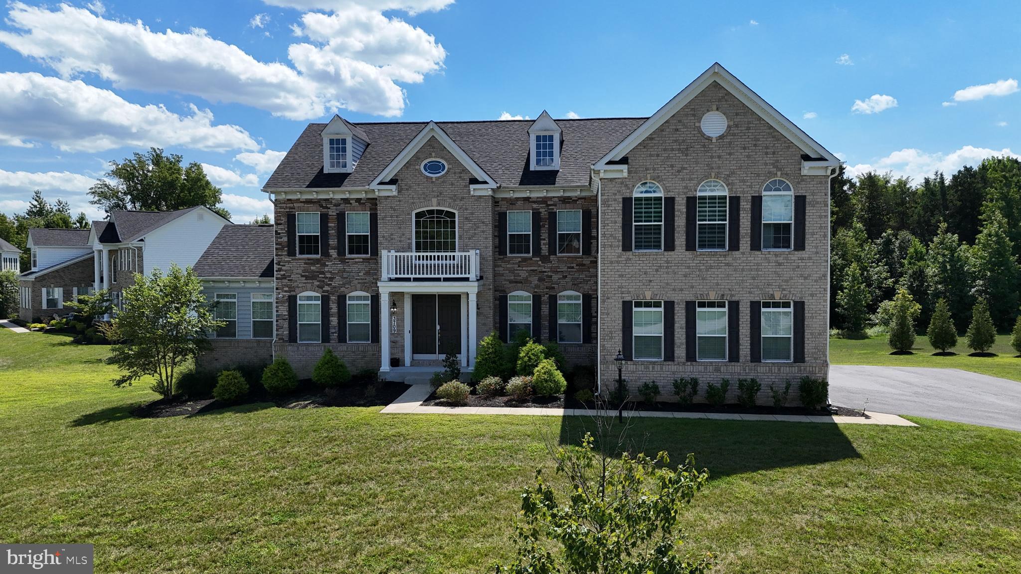 COLLINGBROOK - Residential