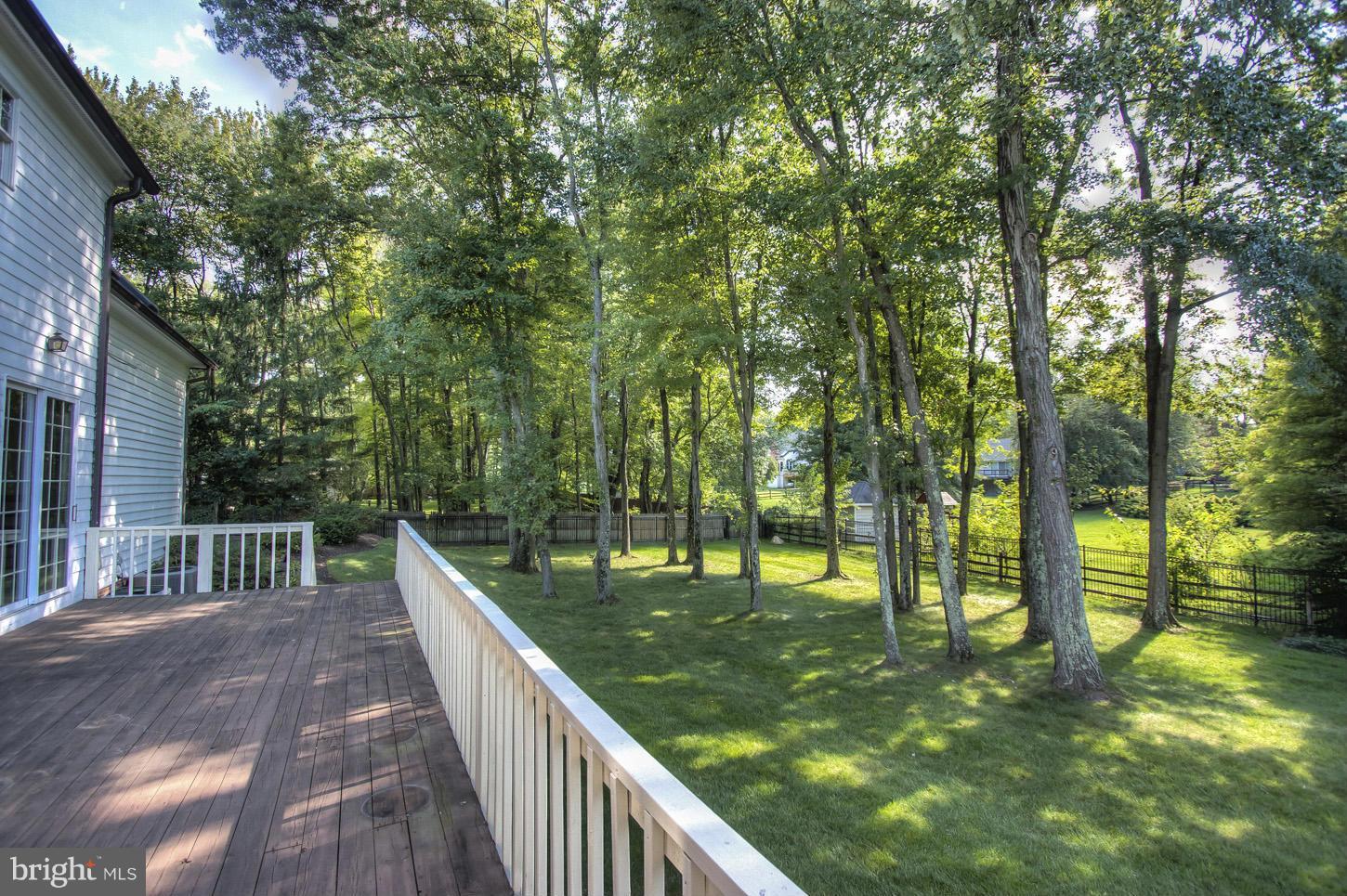 SUMMERWOOD - Residential