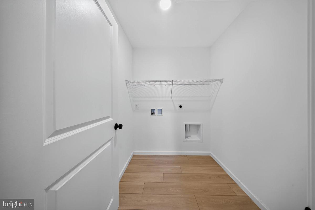 DEERFIELD ESTATES - Residential