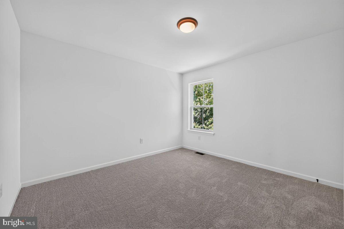 DEERFIELD ESTATES - Residential