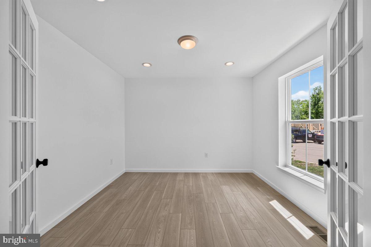 DEERFIELD ESTATES - Residential