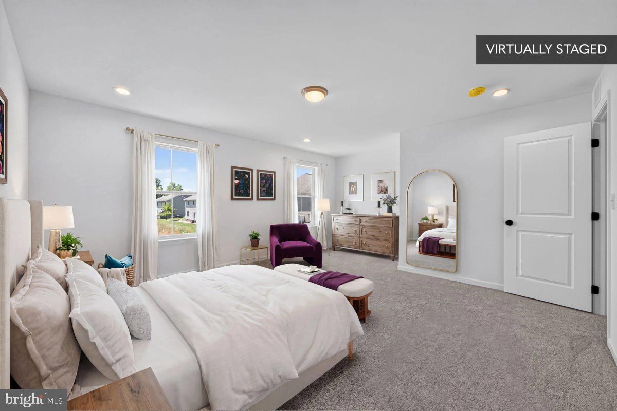 DEERFIELD ESTATES - Residential