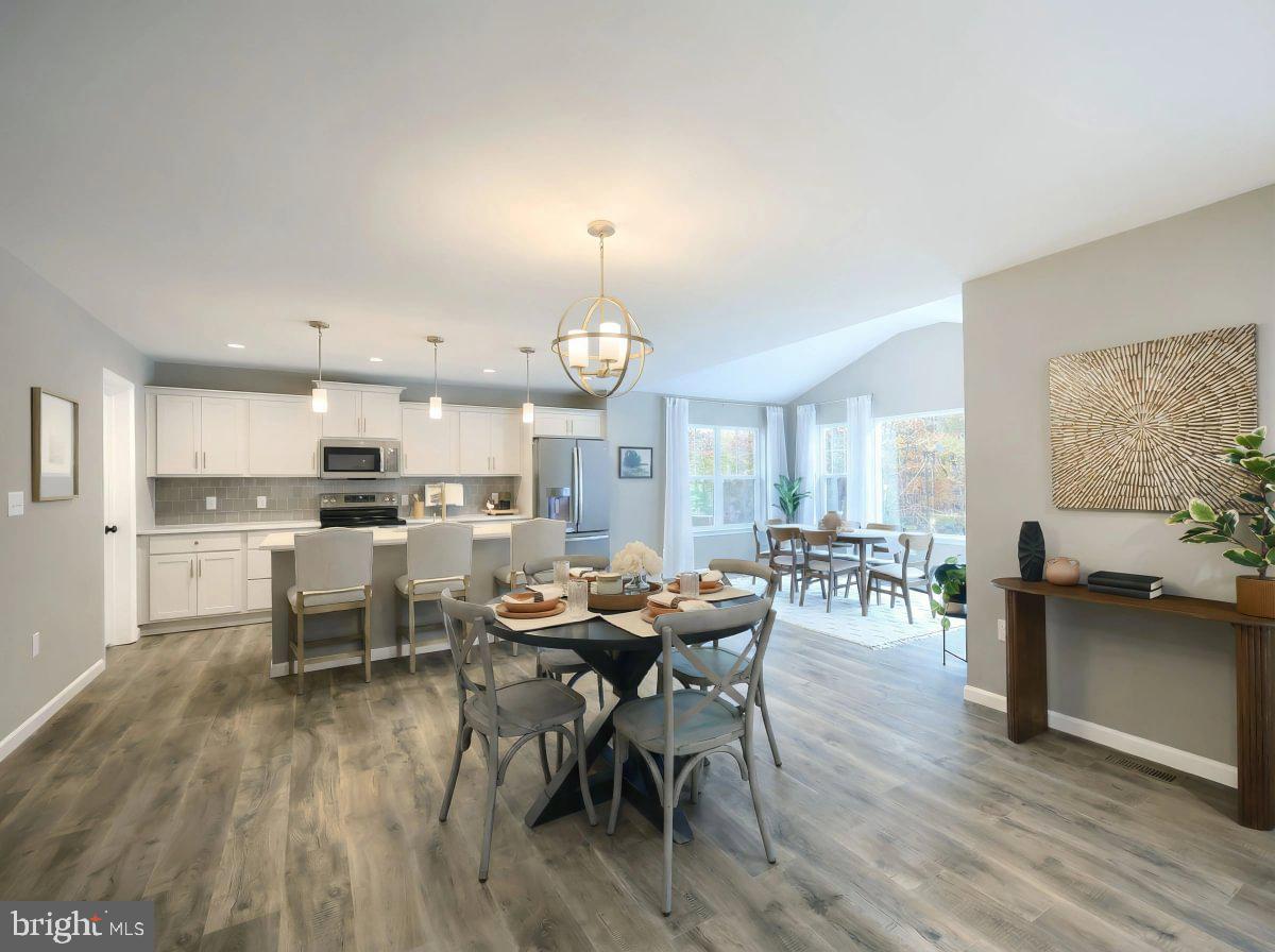 DEERFIELD ESTATES - Residential