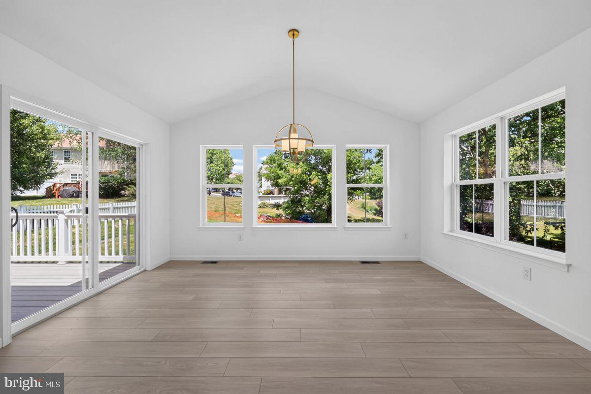 DEERFIELD ESTATES - Residential