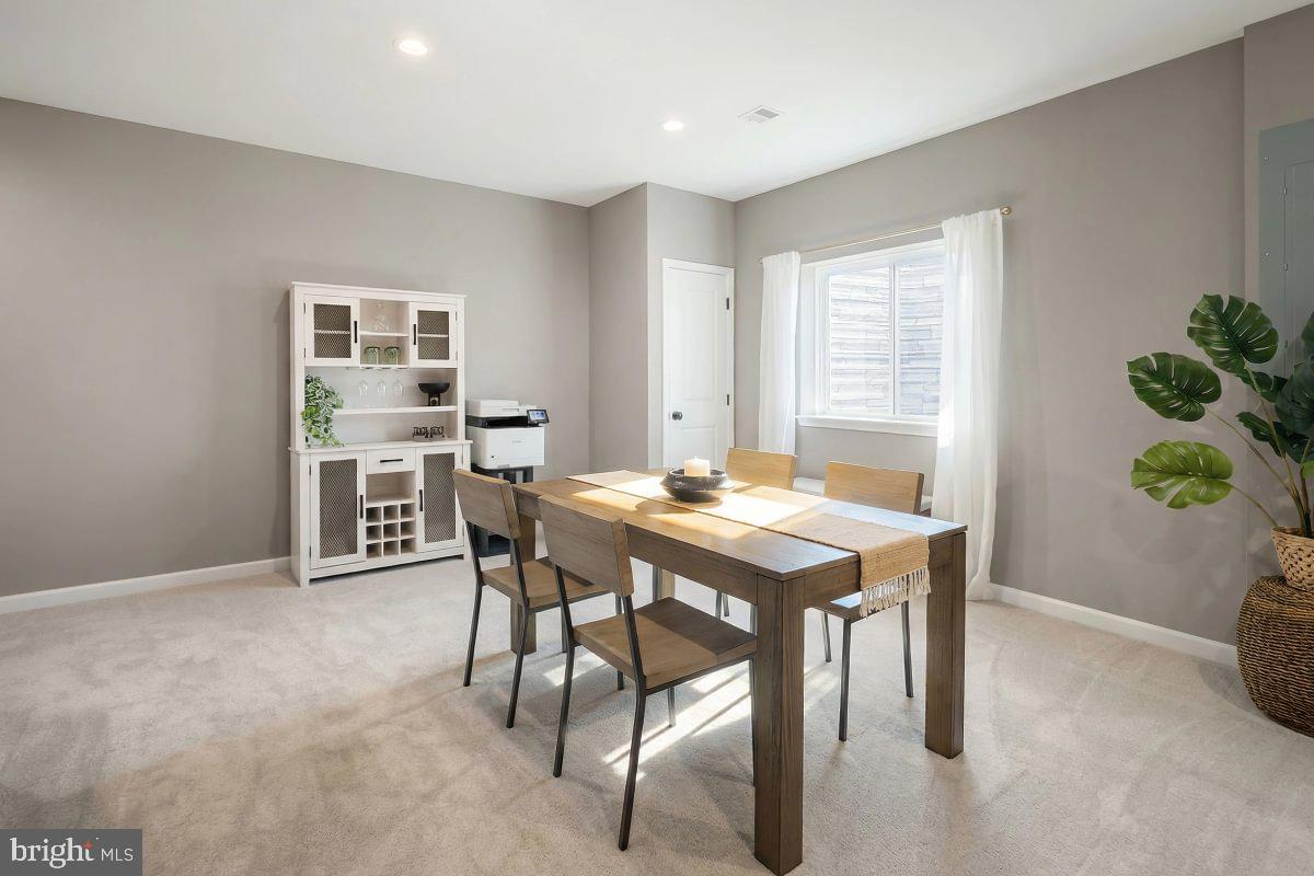 DEERFIELD ESTATES - Residential