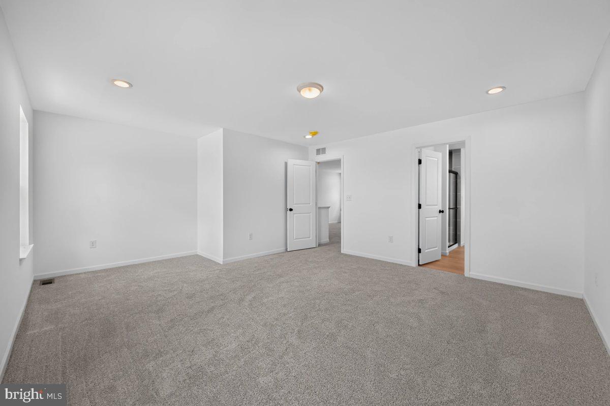 DEERFIELD ESTATES - Residential