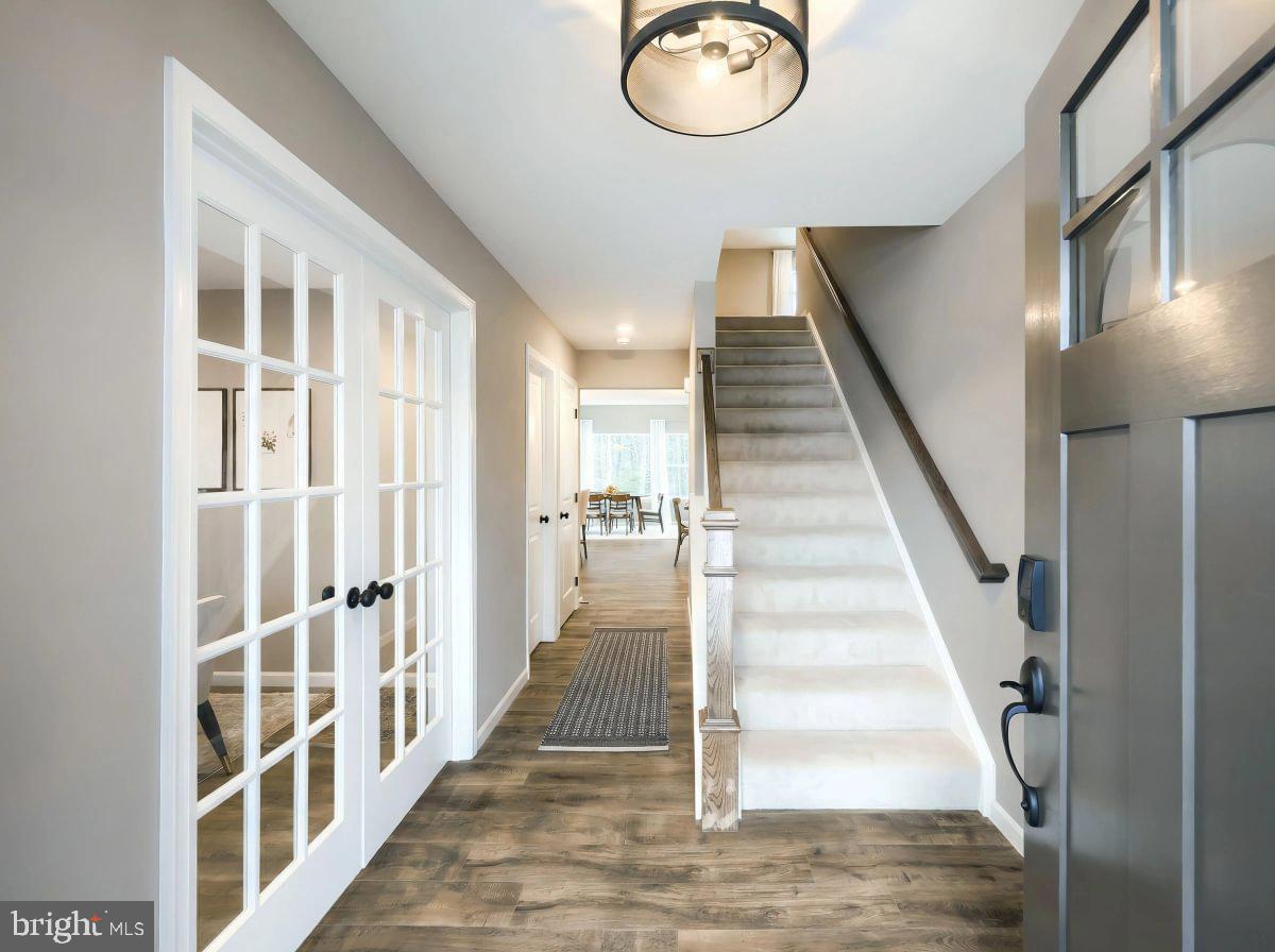 DEERFIELD ESTATES - Residential