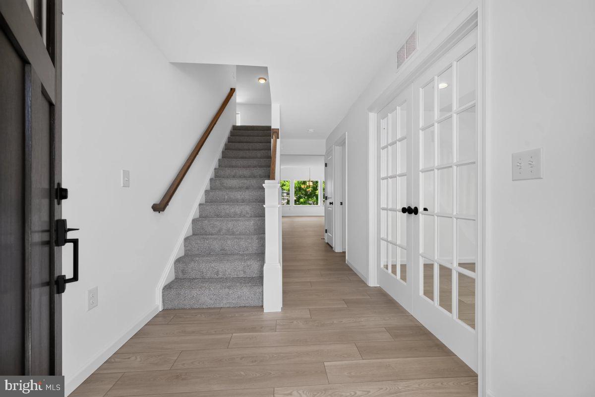 DEERFIELD ESTATES - Residential