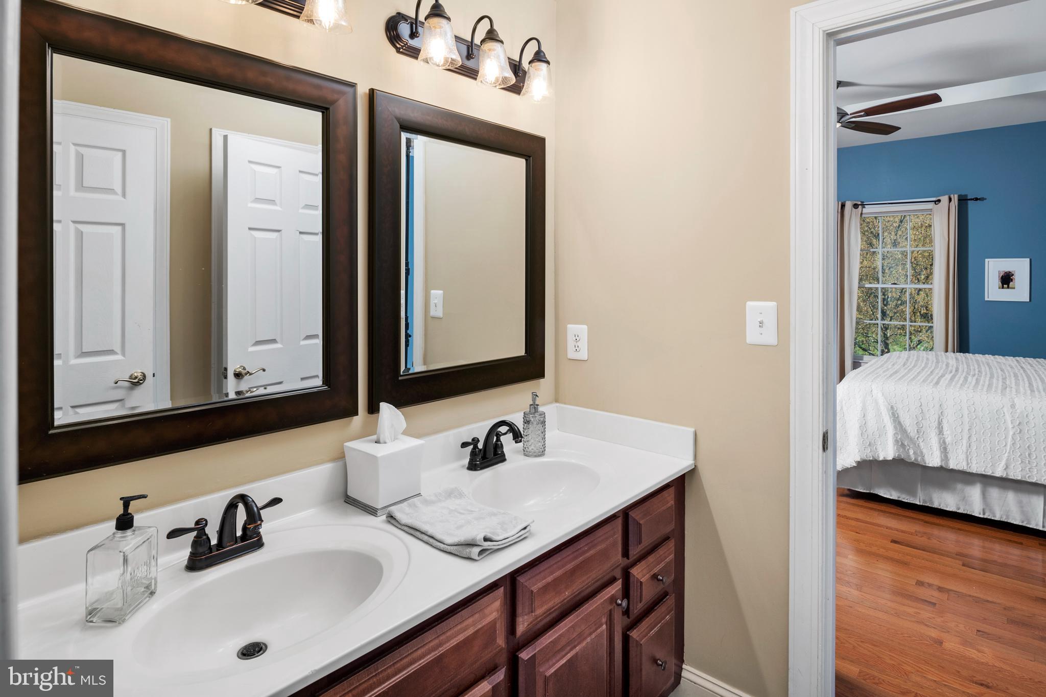 WEST FRIENDSHIP - Residential