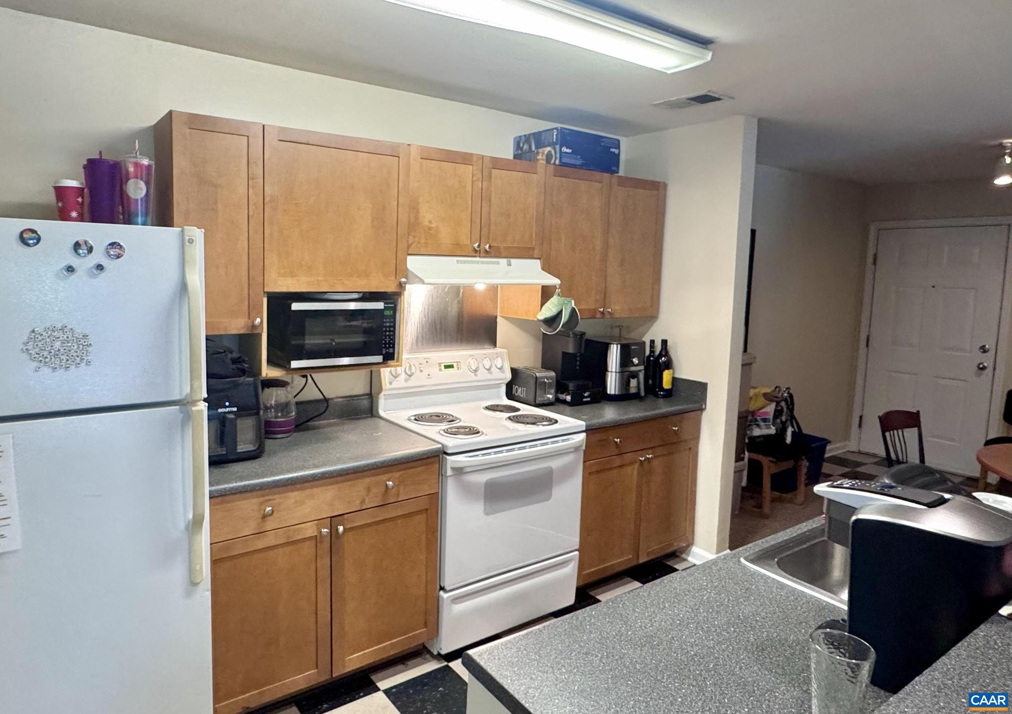 EAGLES LANDING - Residential