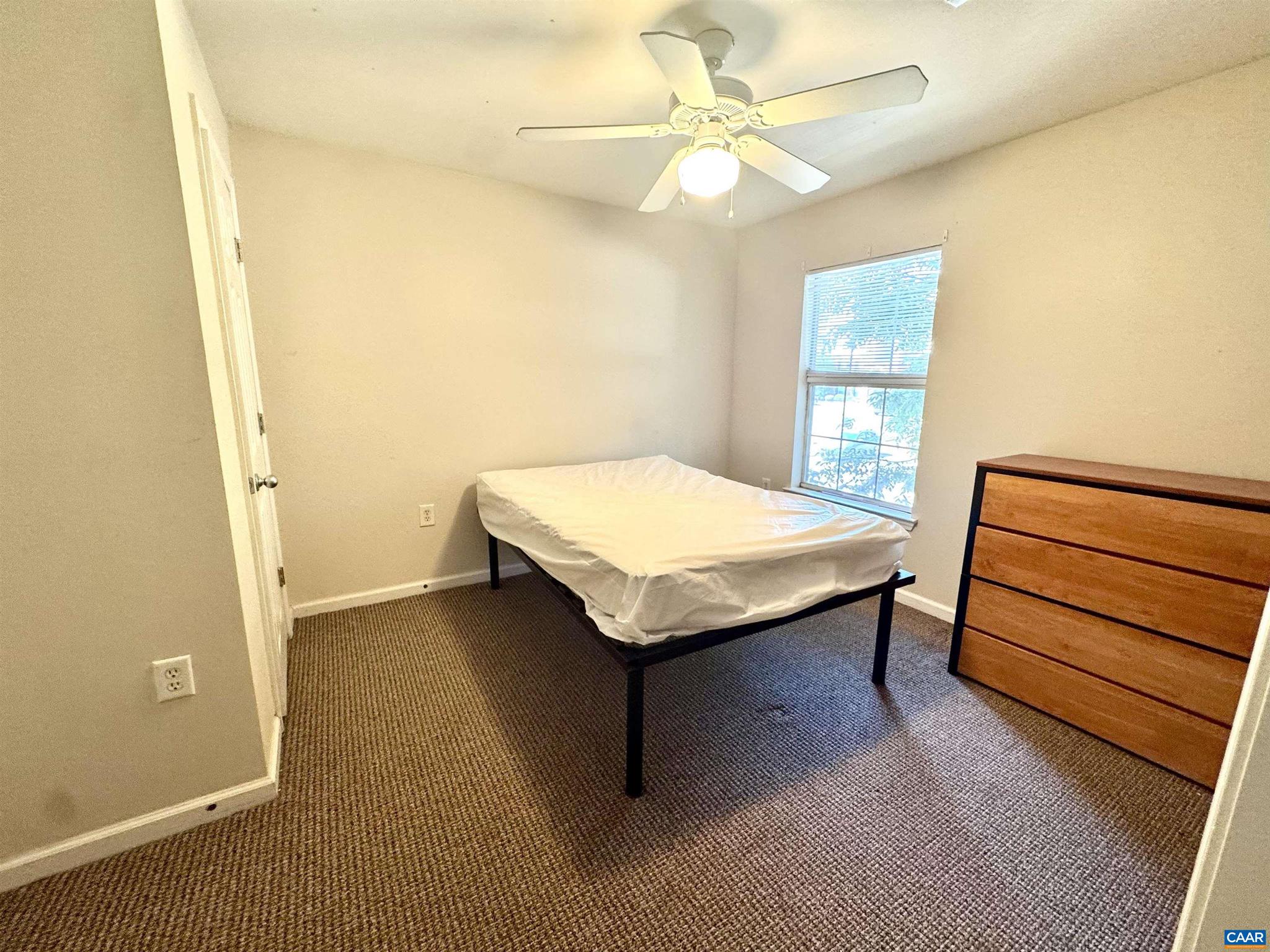 EAGLES LANDING - Residential