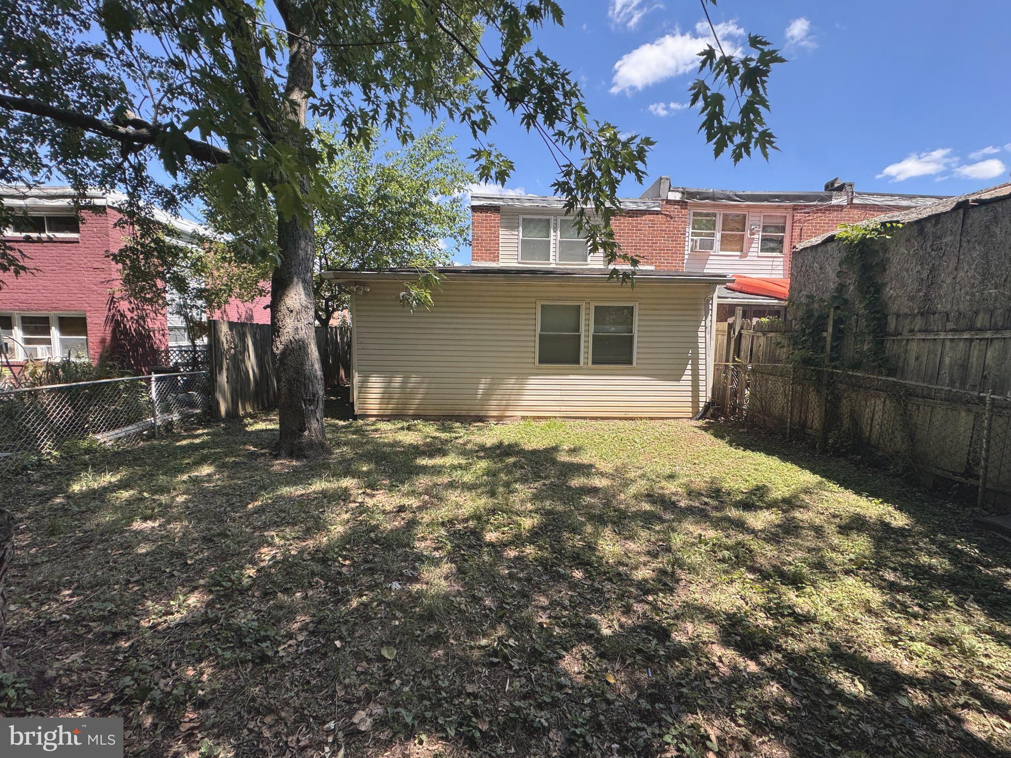 RIVERVIEW - Residential
