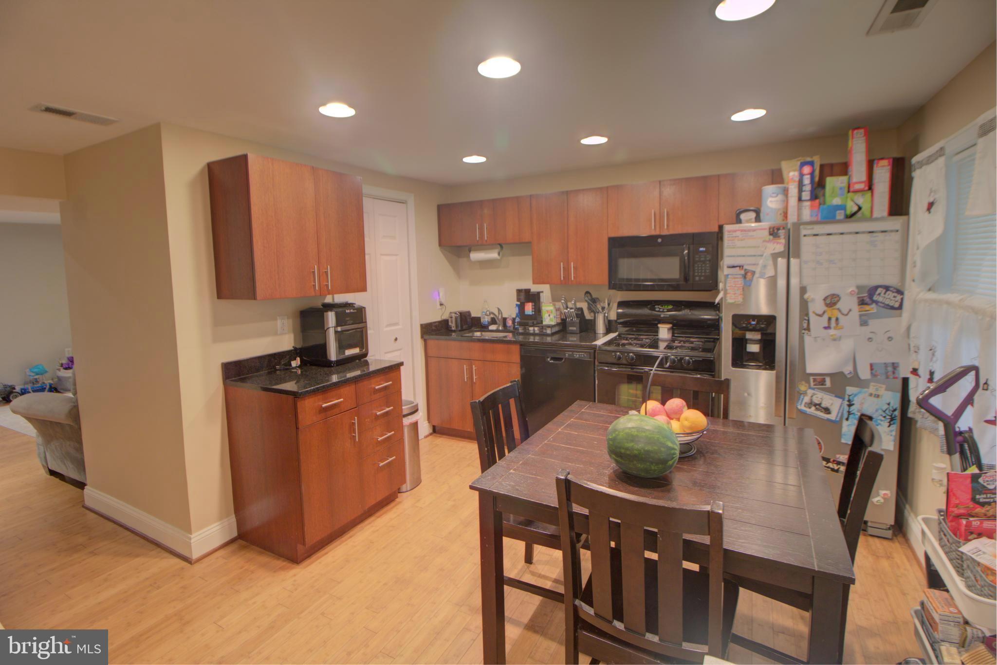 RIVERVIEW - Residential
