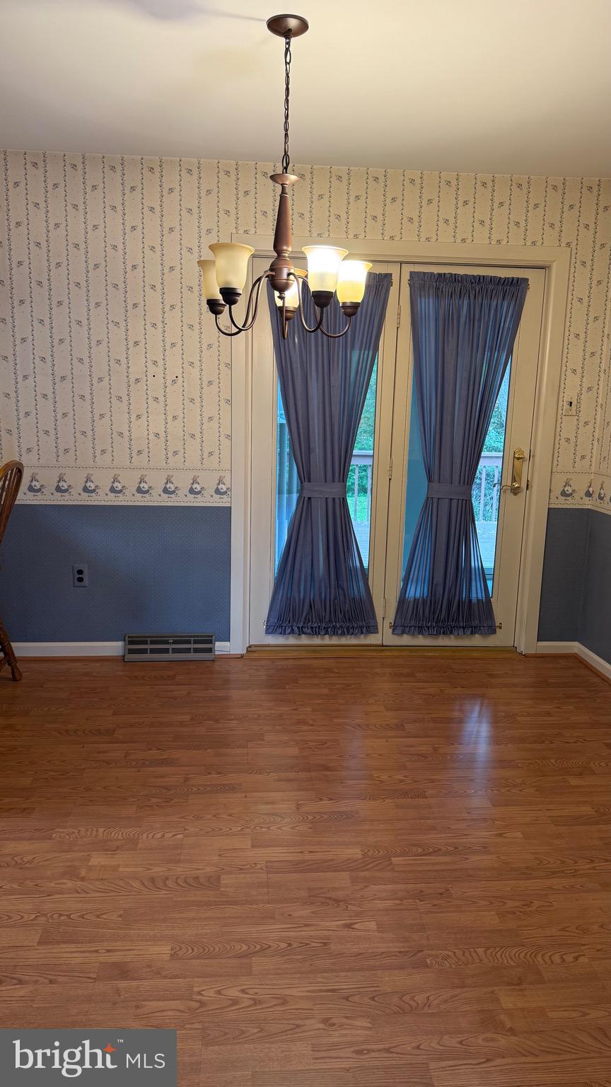 SUNSET ACRES - Residential