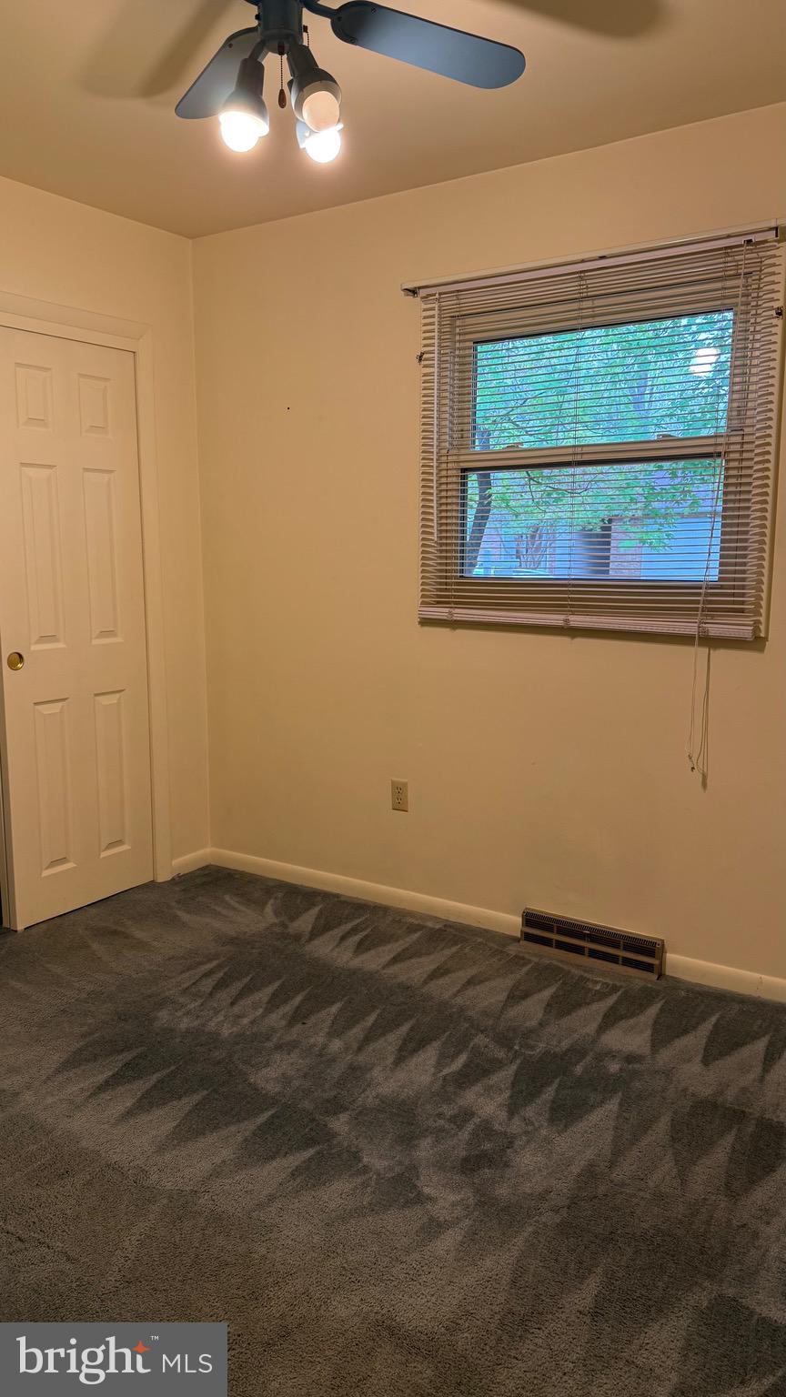 SUNSET ACRES - Residential