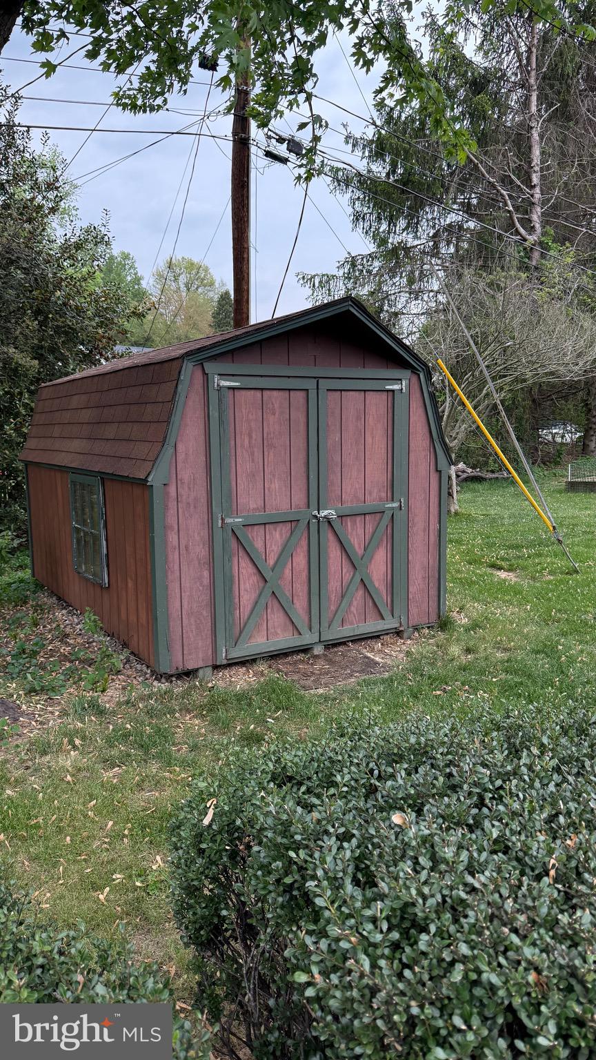 SUNSET ACRES - Residential