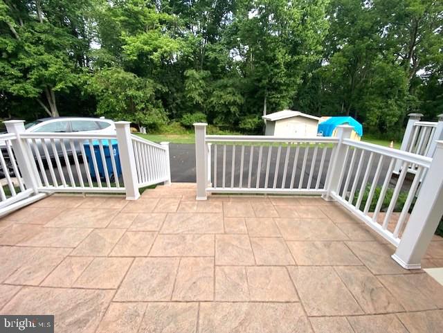 STONY CREEK - Residential