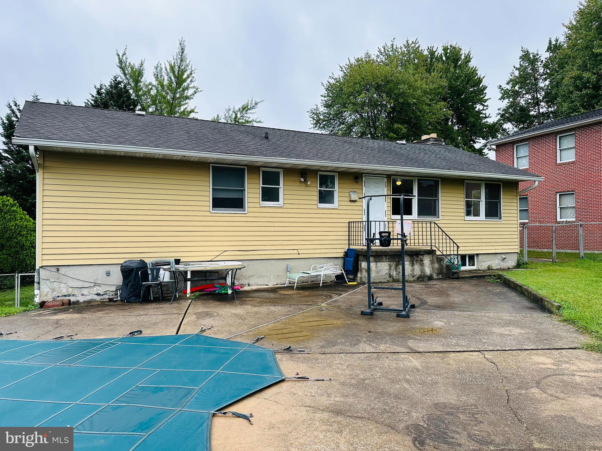 PARKVILLE - Residential Lease