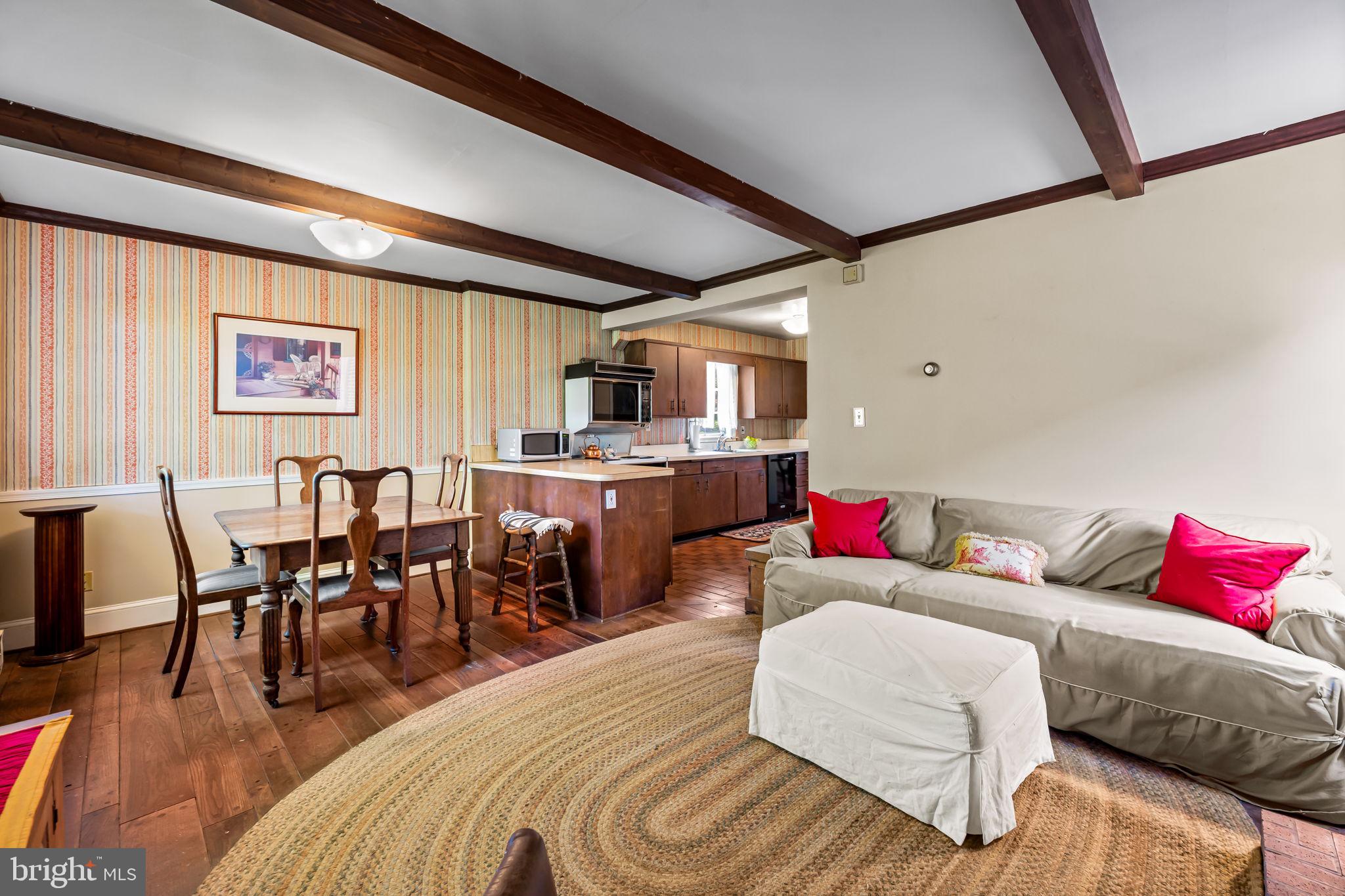 LUTHERVILLE - Residential