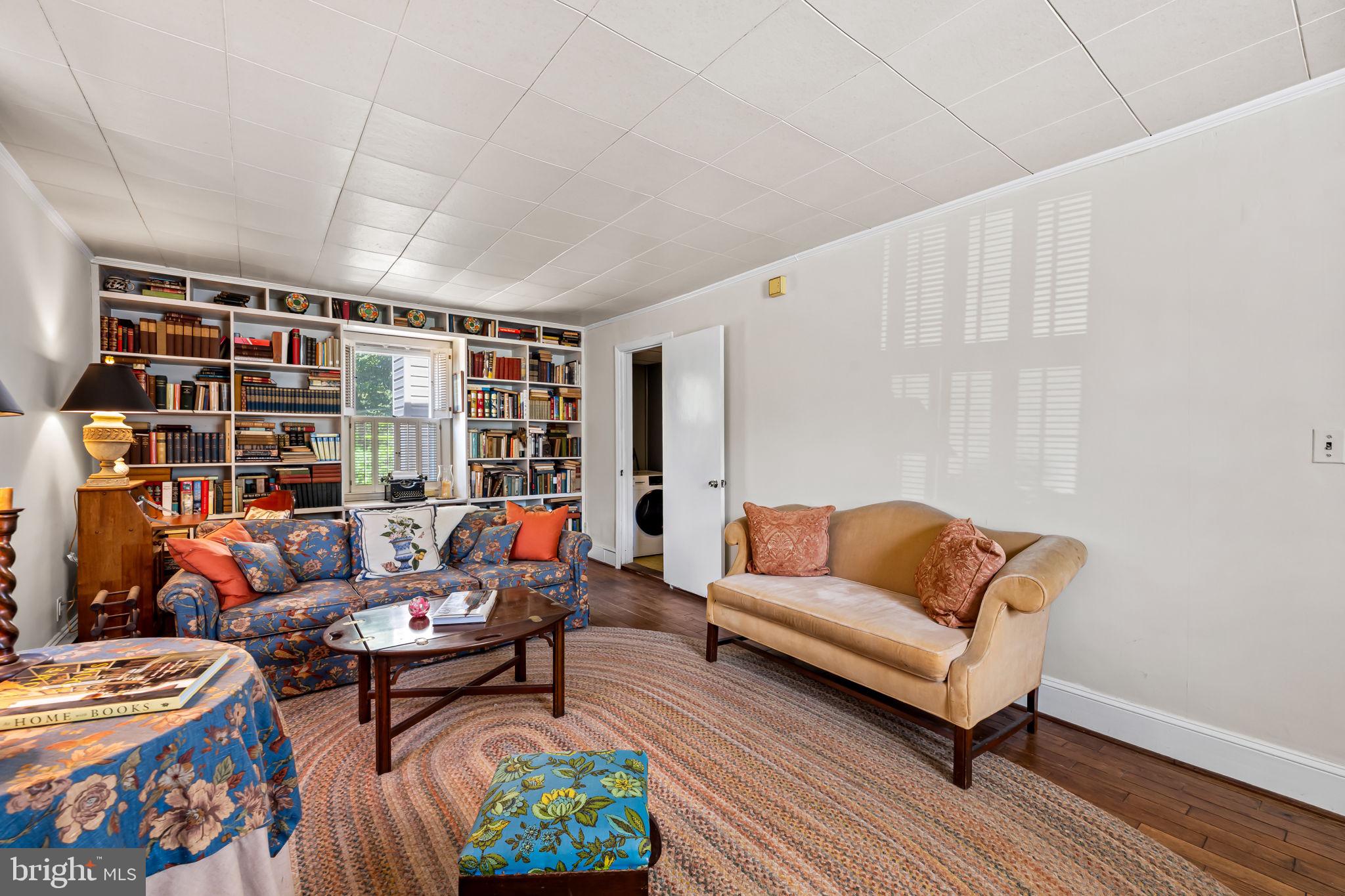 LUTHERVILLE - Residential