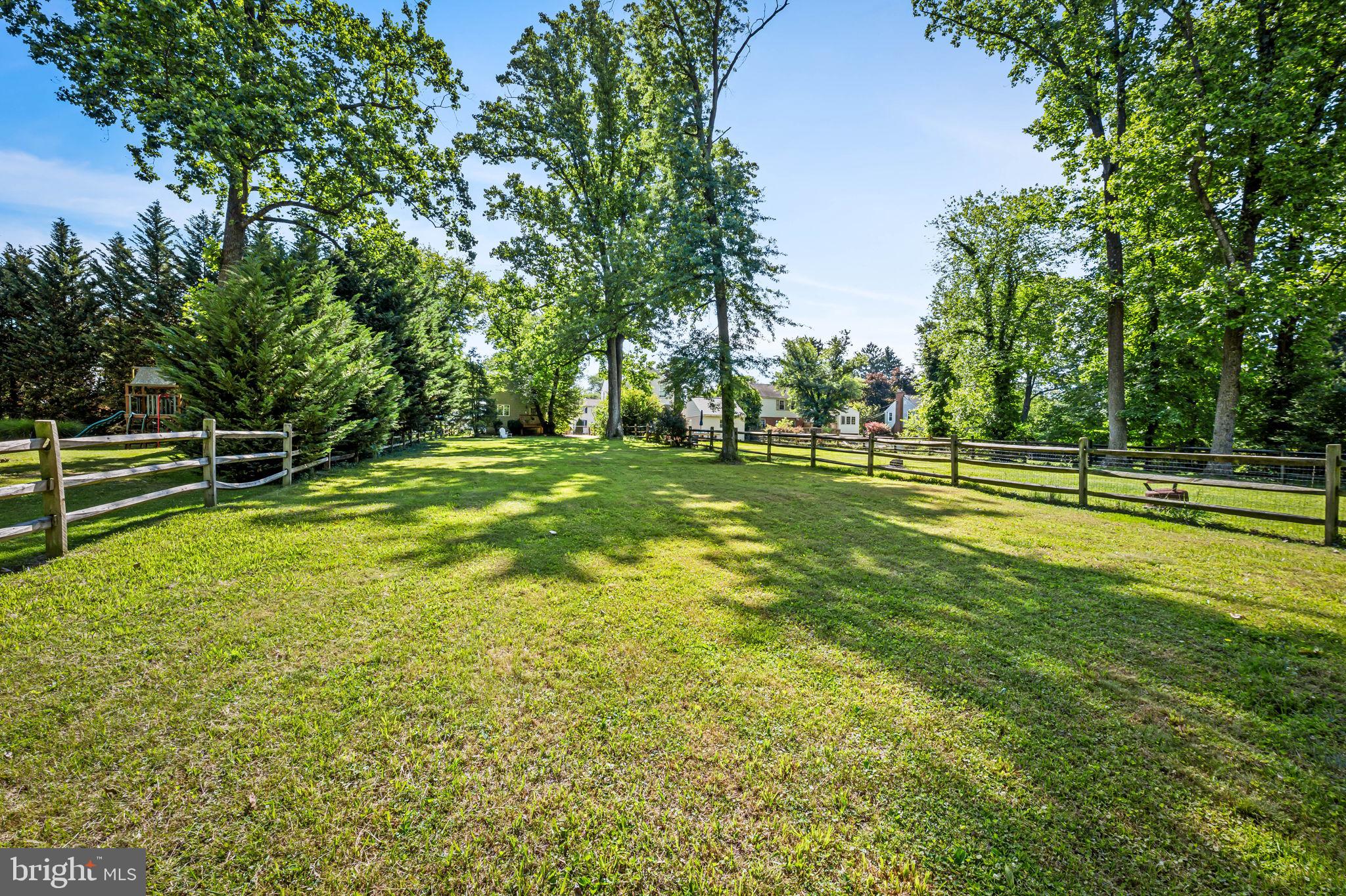 LUTHERVILLE - Residential