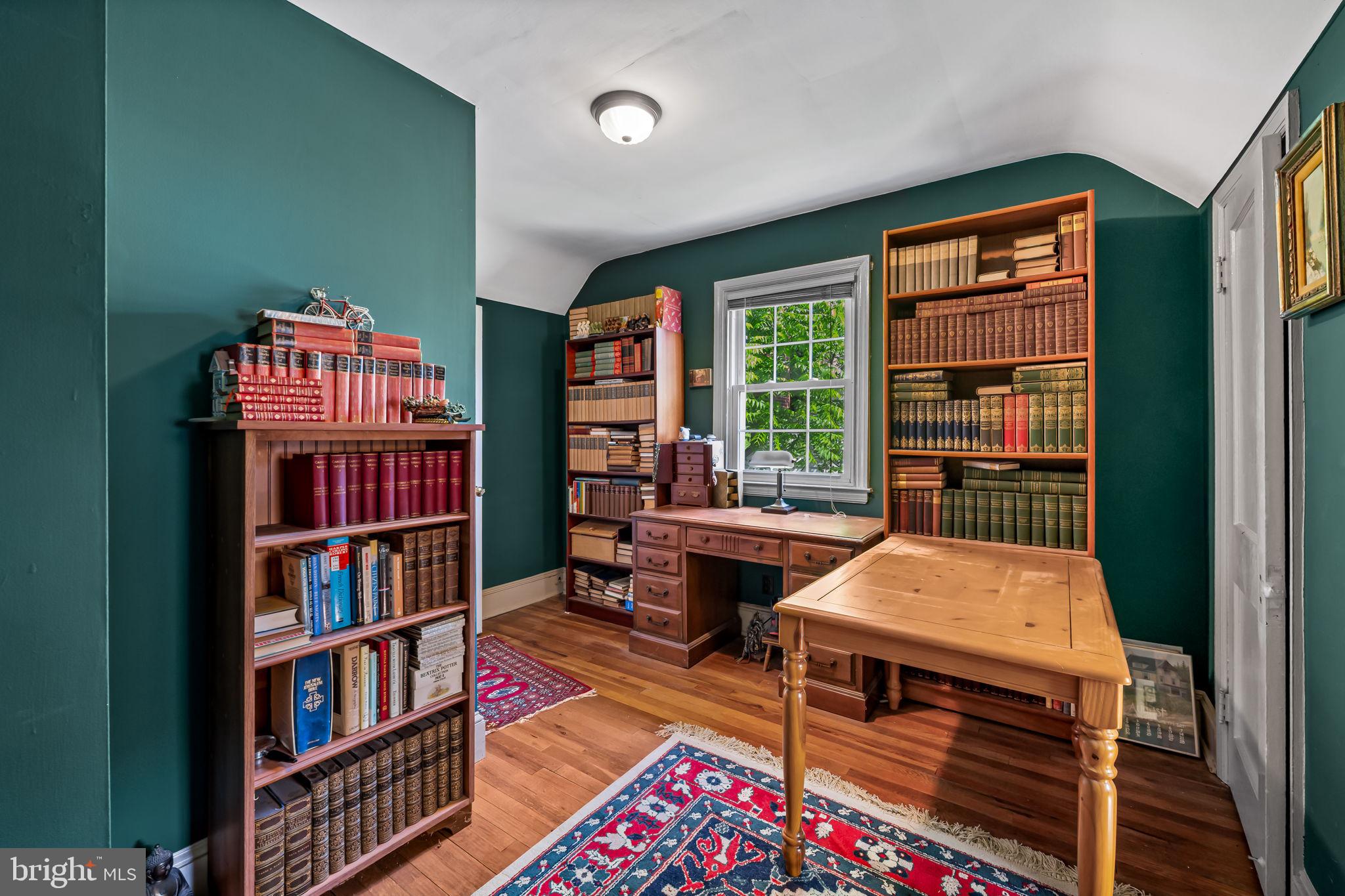 LUTHERVILLE - Residential