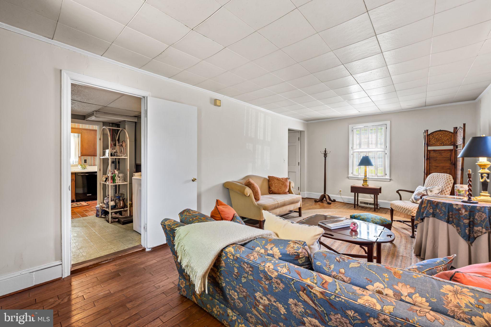 LUTHERVILLE - Residential