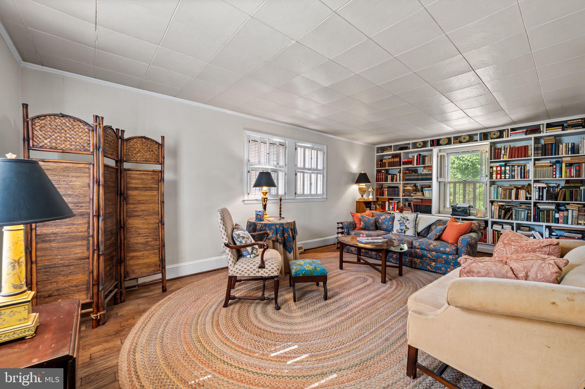 LUTHERVILLE - Residential