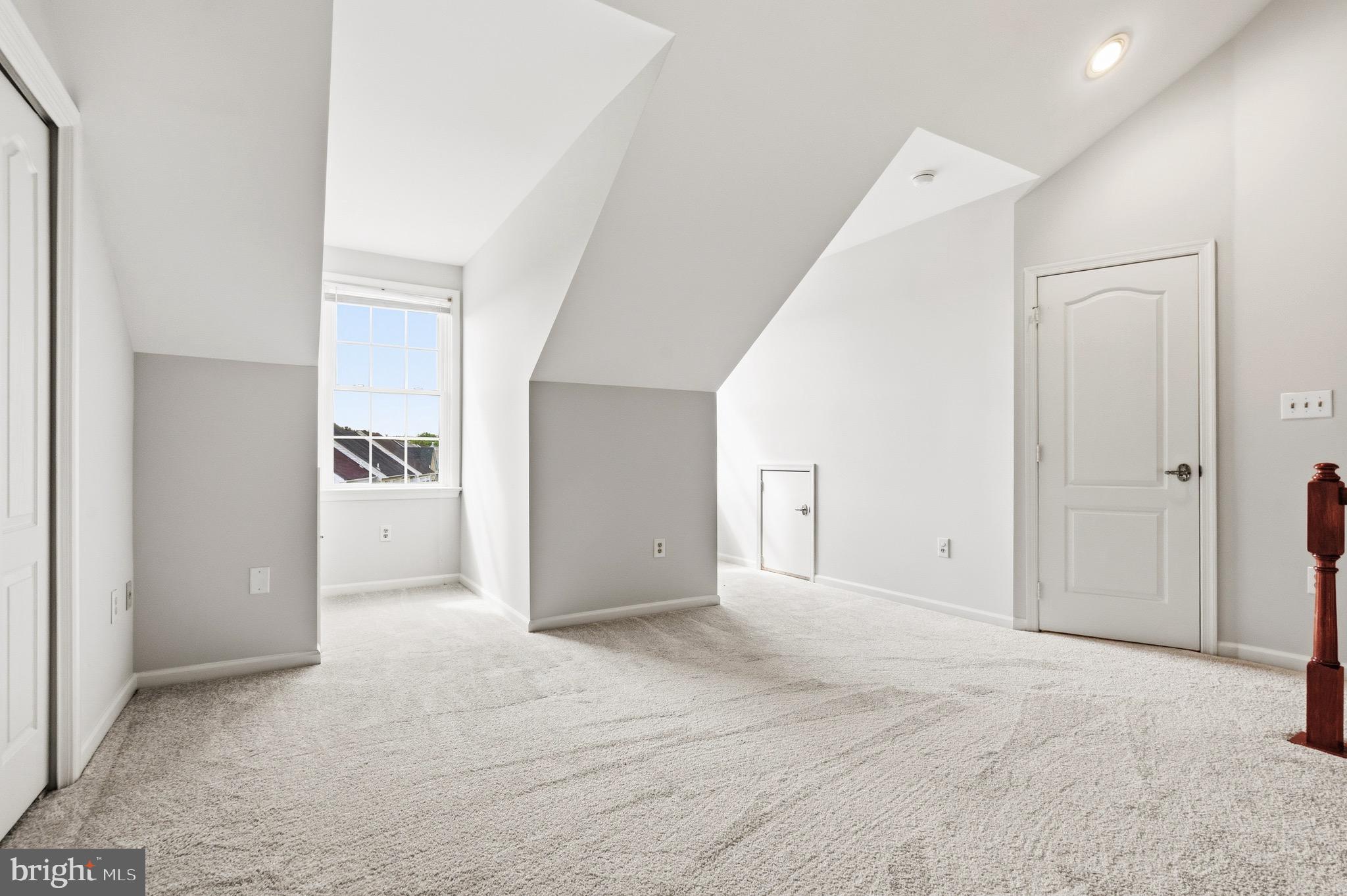 SULLY STATION II - Residential